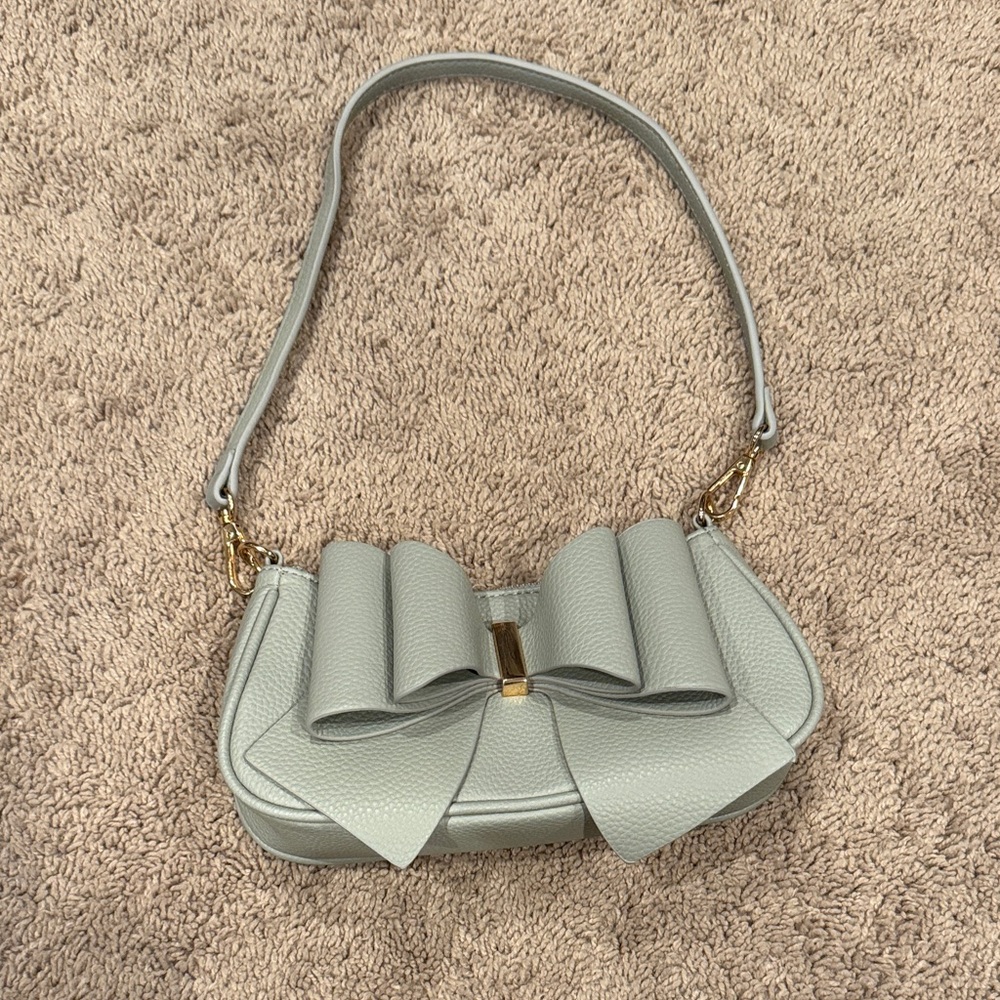Crossi Gray Bow Purse